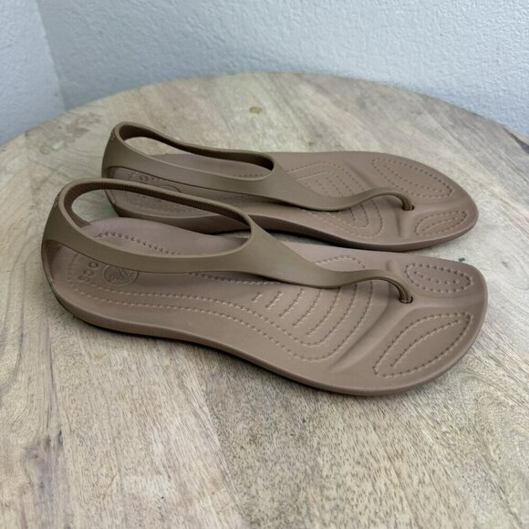 Crocs Serena Thong Sandals Flip flops Brown Size 4 - Picture 2 of 5